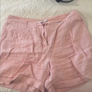 Boden Linen Cuffed Lottie Shorts